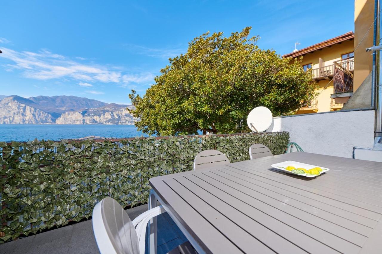 Lake Front Casa Christina Malcesine Esterno foto